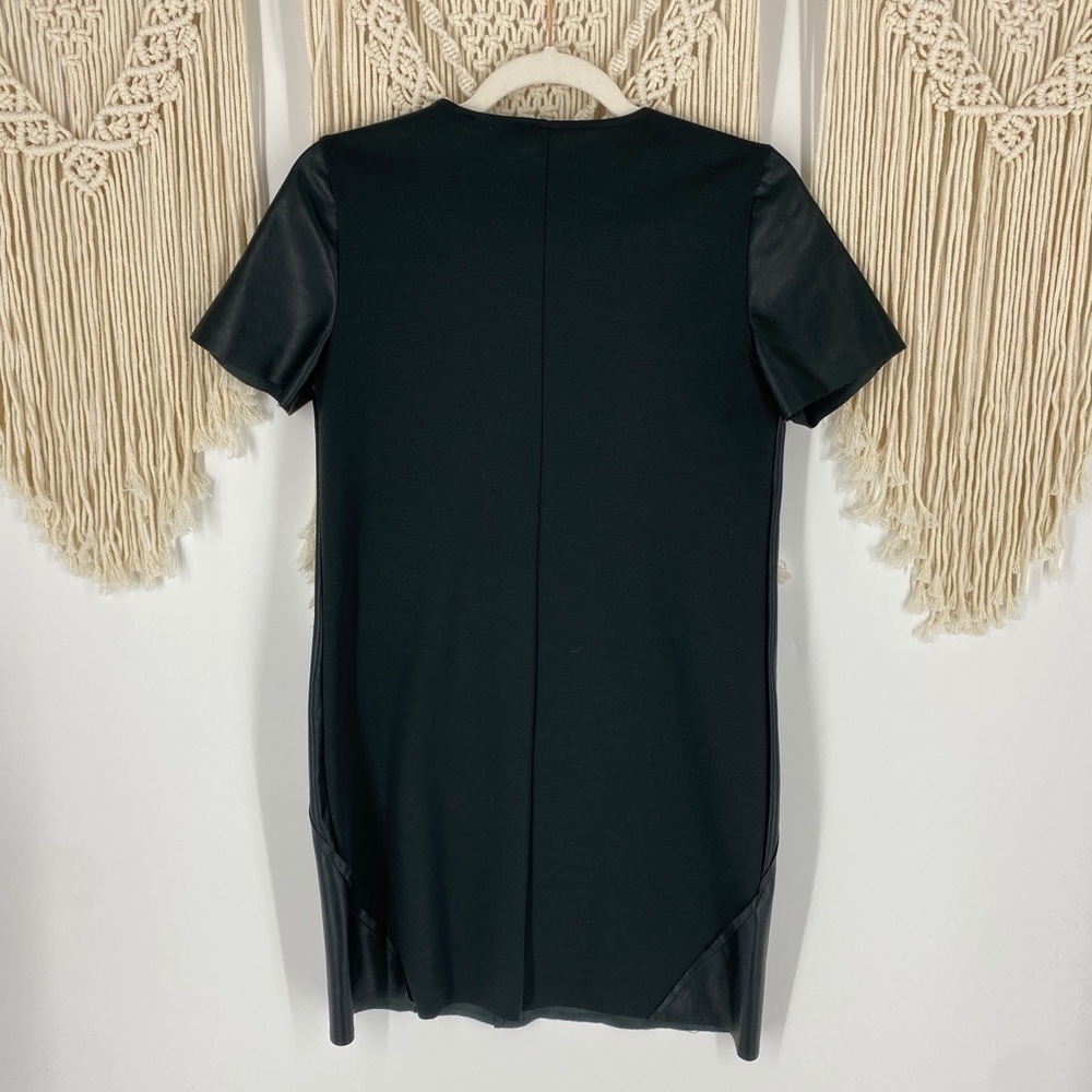 Zara V-Neck Forest Green Faux Leather Short Sleeves A-Line Dress Size Small - Picture 3 of 4